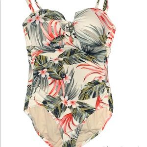 Womens size medium swimsuit